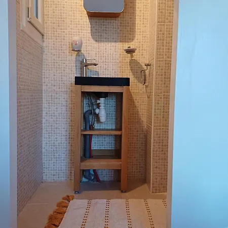 Διαμέρισμα L'auberge Agenaise, 8pers , Wifi , Parking *