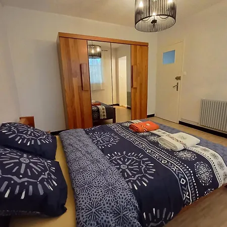 L'auberge Agenaise, 8pers , Wifi , Parking Agen