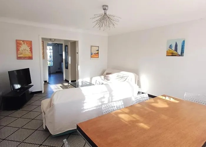 L'auberge Agenaise, 8pers , Wifi , Parking Lejlighed Agen