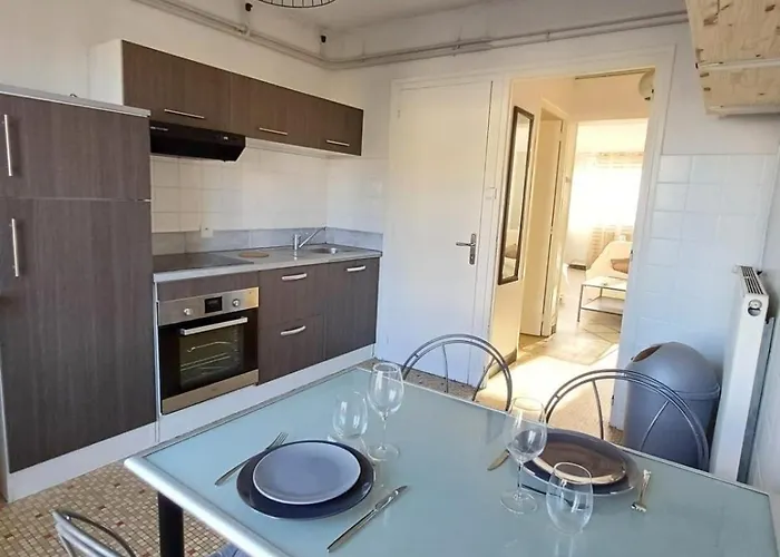 Lejlighed L'auberge Agenaise, 8pers , Wifi , Parking